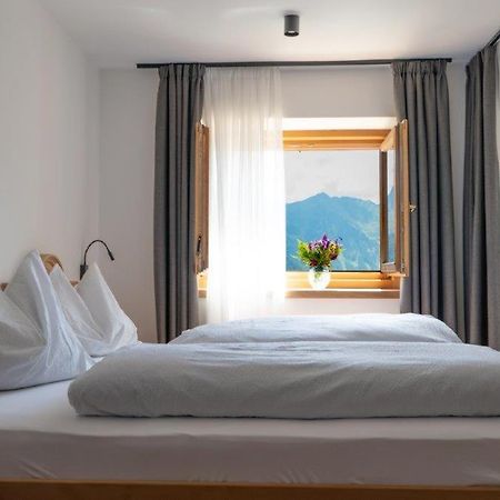 Gasthof Hochfirst Bed & Breakfast Corvara in Passiria Exterior photo